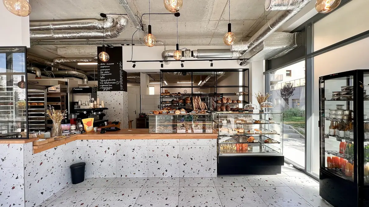 Wrights – bakery in Wigston town centre